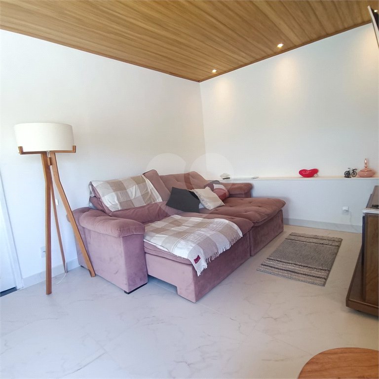 Casa à venda com 3 quartos, sendo 1 suíte, em Caminho de Búzios, Cabo Frio, RJ