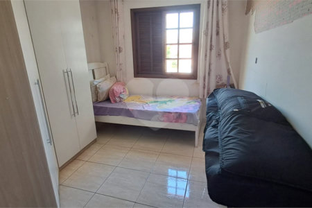 Sobrado à venda com 3 quartos, sendo 1 suíte, em Jardim Arize, São Paulo, SP