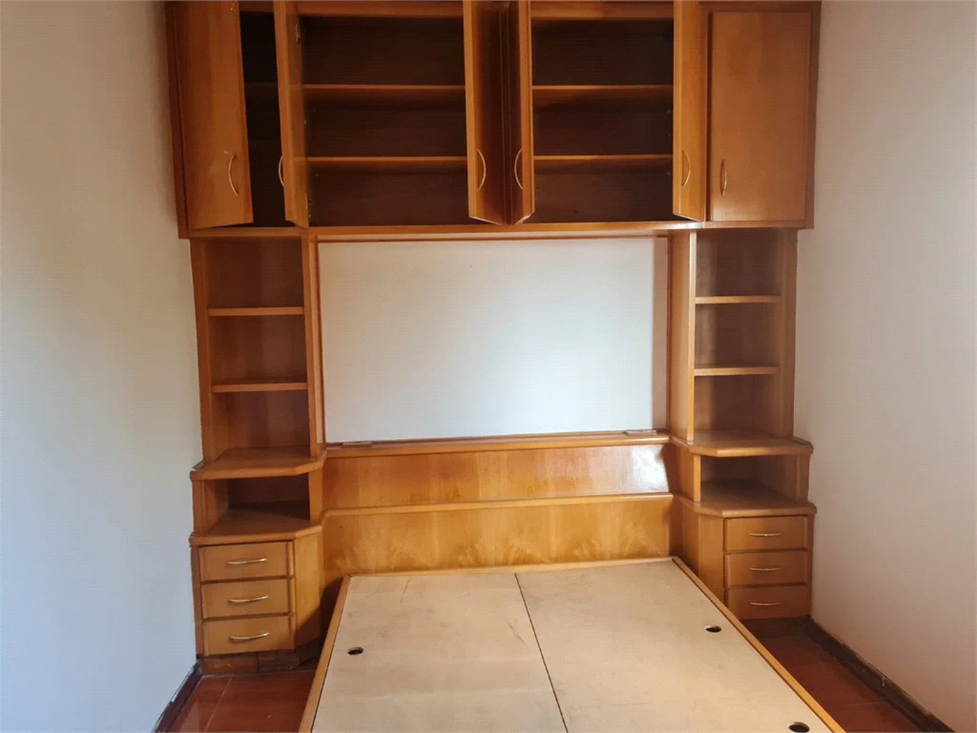 Sobrado à venda com 2 quartos, sendo 1 suíte, em Jardim Ivana, São Paulo, SP
