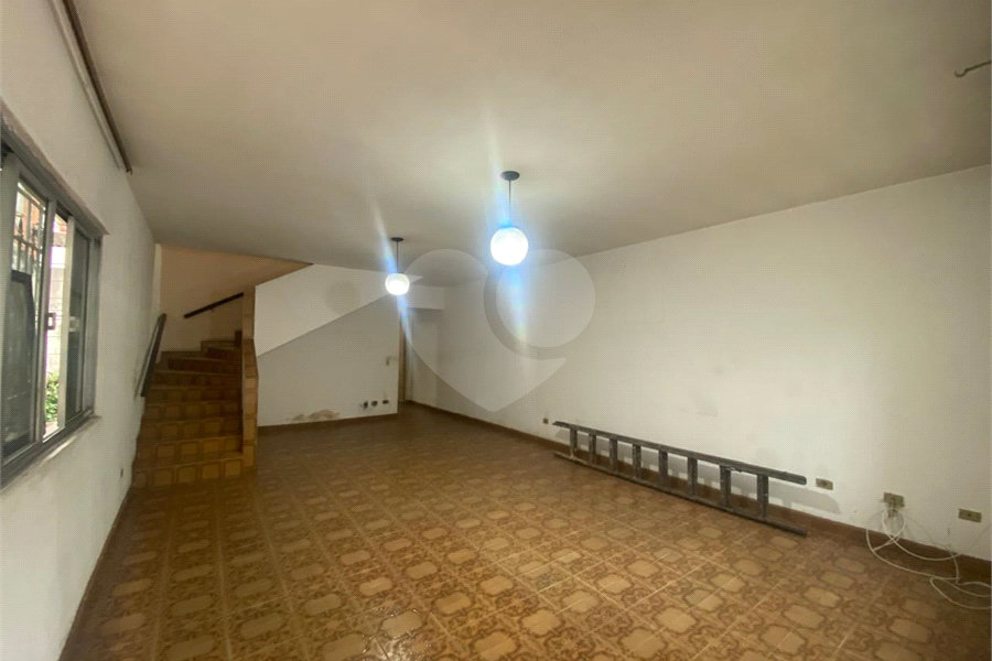 Sobrado à venda com 3 quartos em Bom Retiro, São Paulo, SP