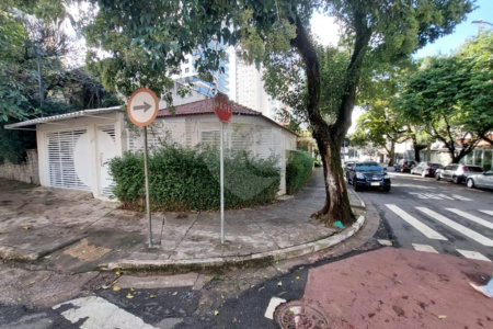 Casa para alugar com 3 quartos em Água Branca, São Paulo, SP
