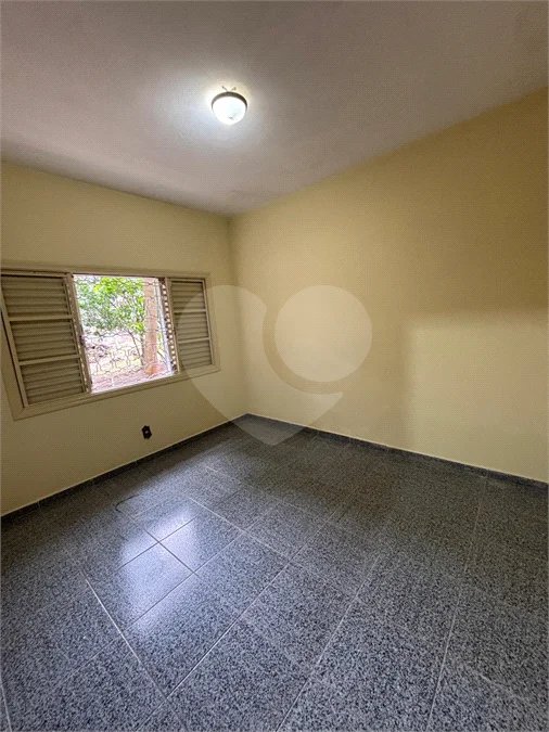 Chácara à venda com 3 quartos, sendo 1 suíte, em Bosque, Vinhedo, SP
