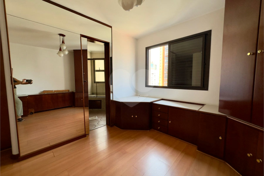 Apartamento à venda com 4 quartos, sendo 2 suítes, em Santana, São Paulo, SP