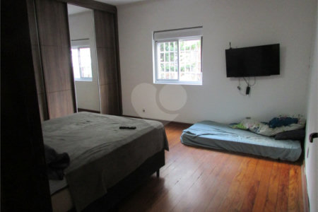 Sobrado à venda com 2 quartos, sendo 1 suíte, em Cerqueira César, São Paulo, SP