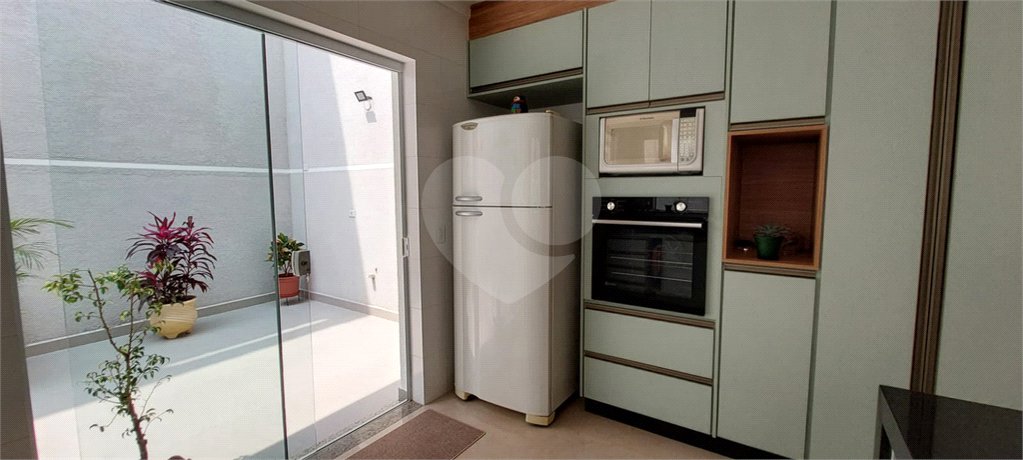 Casa à venda com 3 quartos, sendo 1 suíte,  em Vila Galvão, Guarulhos, SP
