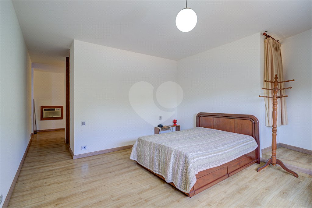 Casa à venda com 3 suítes em Interlagos, São Paulo, SP