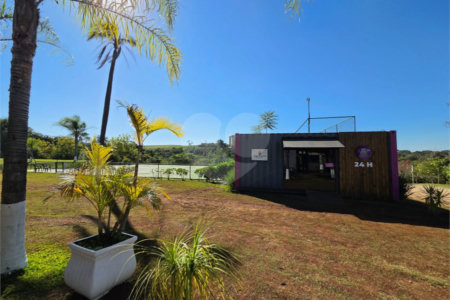 Terreno à venda no condomínio Village Araçoiaba, Araçoiaba da Serra - SP