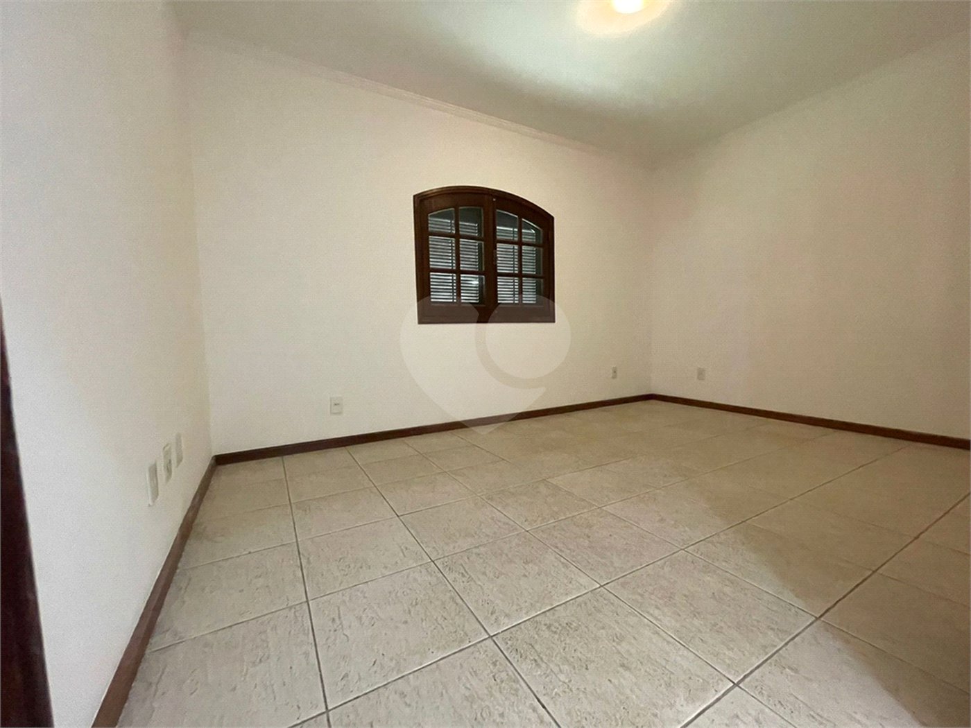 Casa à venda com 4 quartos, sendo 2 suítes,  em Jardim Pagliato, Sorocaba, SP