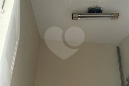 Apartamento à venda com 2 quartos em Cerqueira César, São Paulo, SP