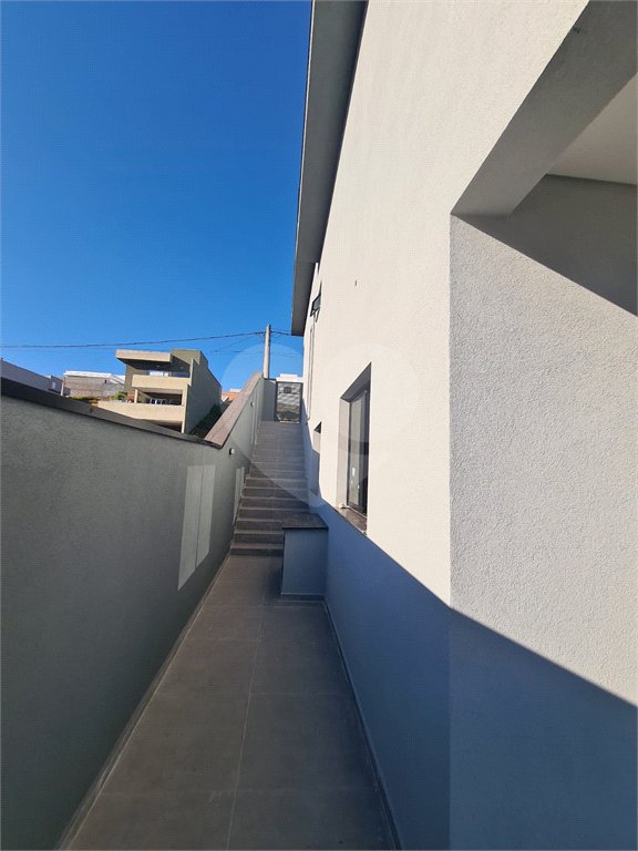 Casa à venda com 3 suítes no condomínio Reserva dos Jatobás, Louveira - SP