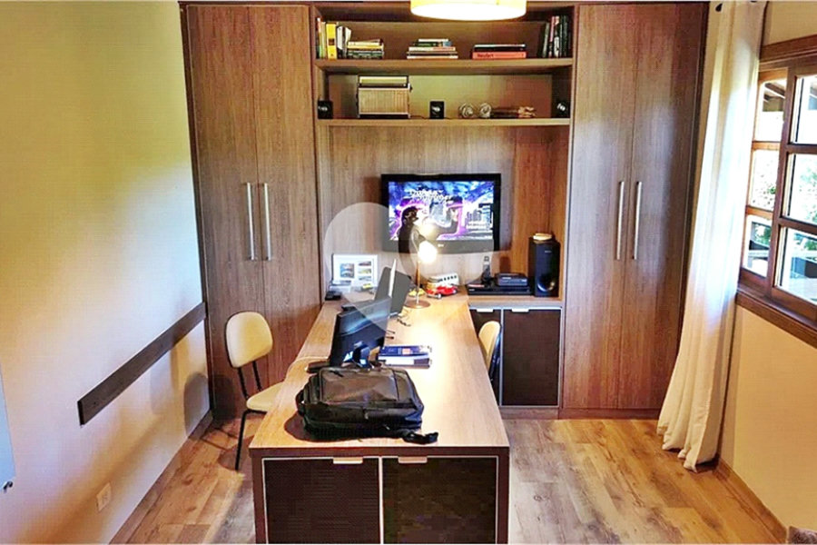 Casa à venda com 3 quartos no condomínio Alpes da Cantareira, Mairiporã - SP
