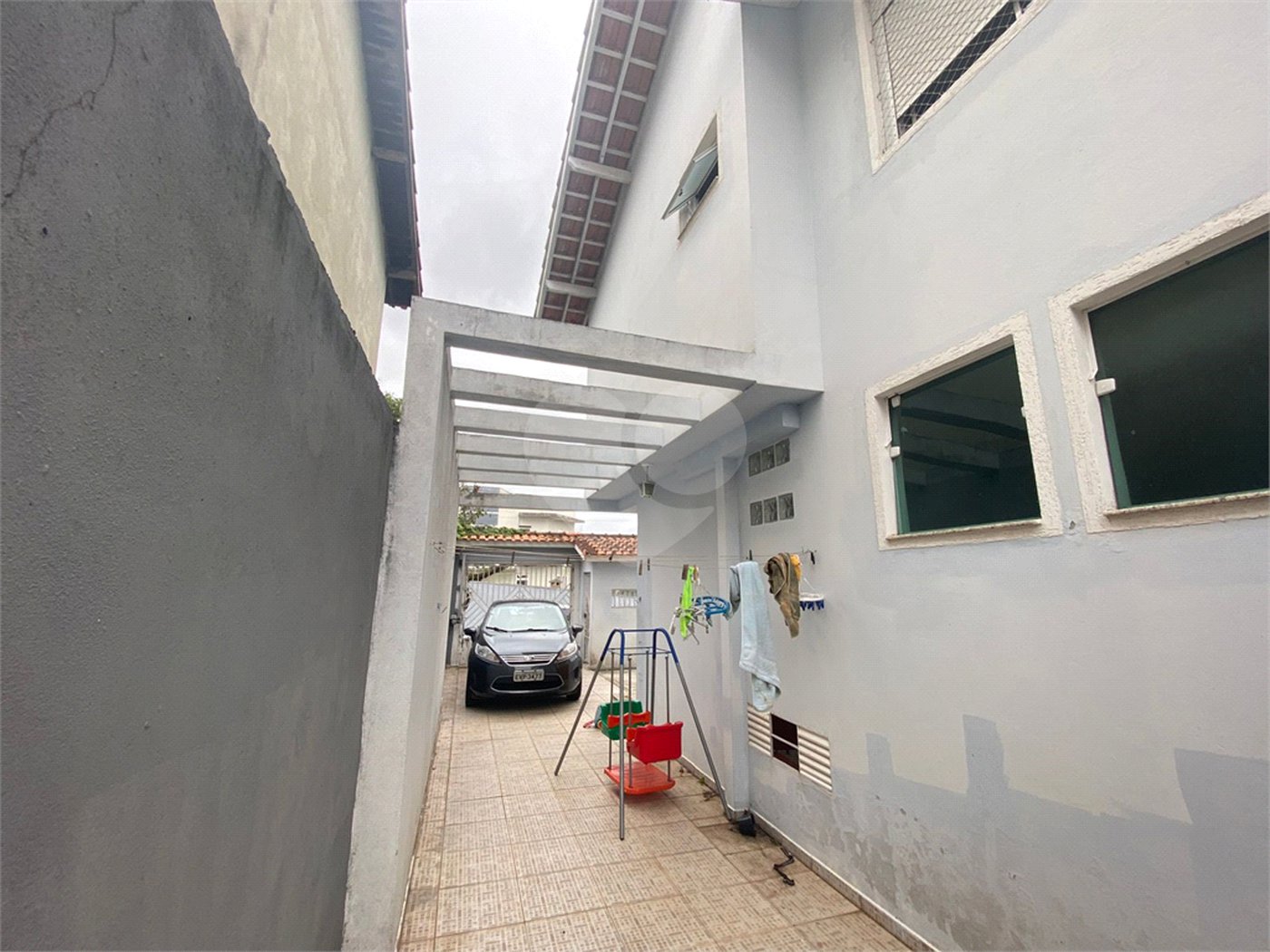 Sobrado à venda com 2 quartos, sendo 1 suíte, em Jardim Nathalie, Mogi das Cruzes, SP