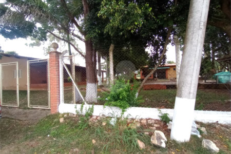 Chácara à venda com 2 quartos em Conceição, Itapetininga, SP