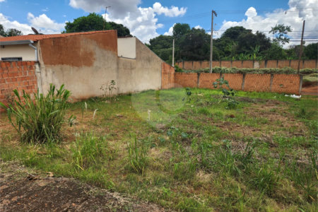 Terreno à venda em Parque Alvorada, Araraquara, SP
