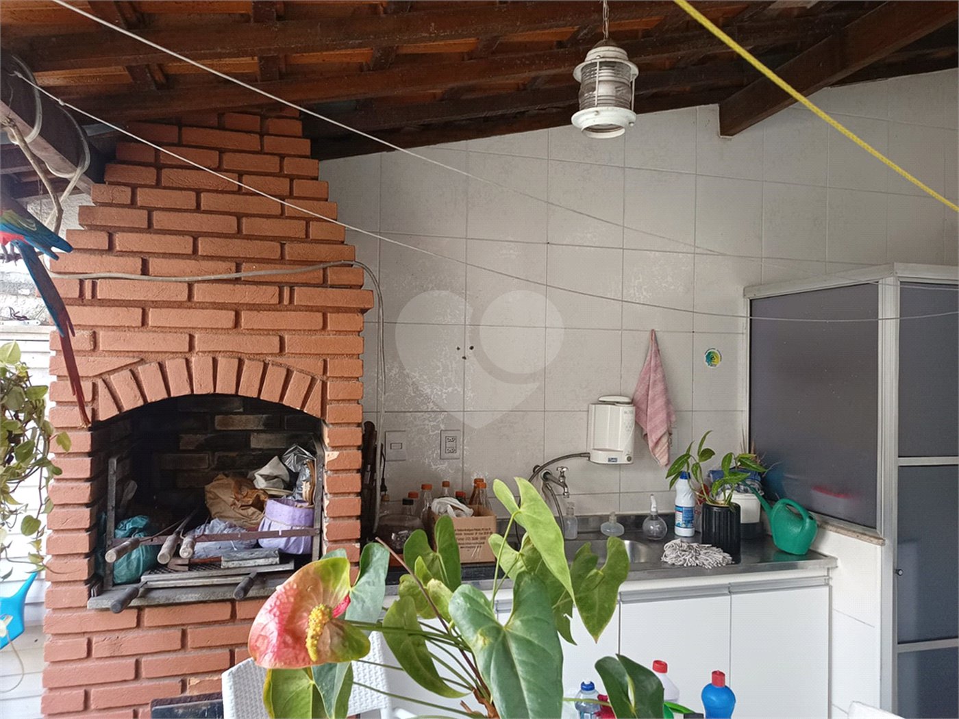 Casa à venda com 4 quartos, sendo 1 suíte,  em Jardim Armênia, Mogi das Cruzes, SP