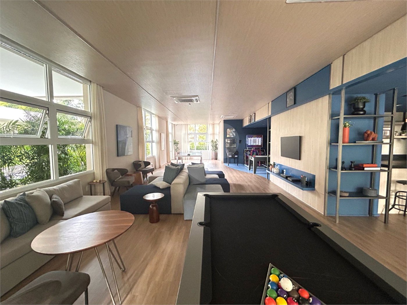 Apartamento à venda com 3 suítes em Moema, São Paulo, SP
