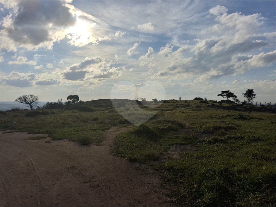 Área de Terra à venda em Chácaras Alpina, Valinhos, SP