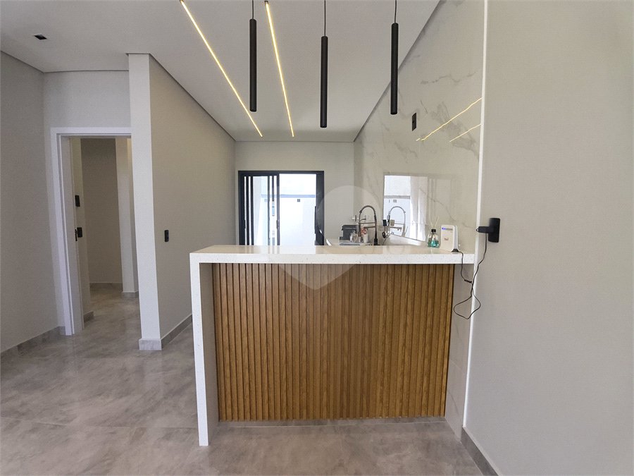 Casa à venda com 3 quartos, sendo 1 suíte,  no condomínio Horto Florestal Villagio, Sorocaba - SP