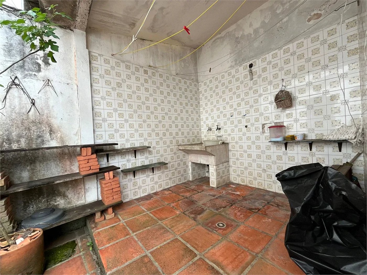 Sobrado à venda com 3 quartos, sendo 1 suíte, em Jardim Colombo, São Paulo, SP