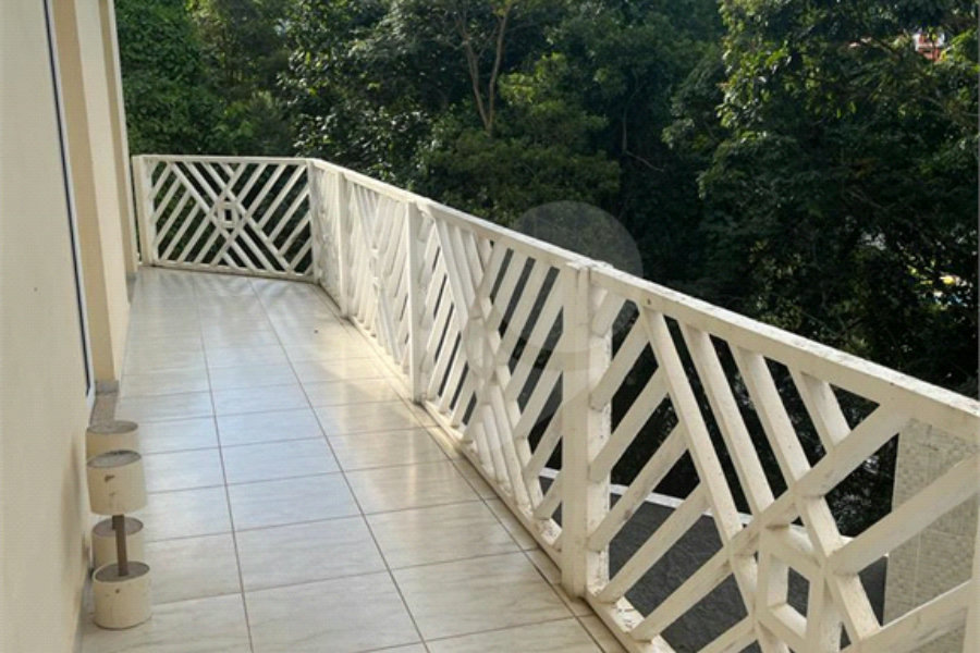 Casa à venda com 4 quartos, sendo 1 suíte, no condomínio Estancia da Serra / Residencial Nova Mairipora, Mairiporã - SP