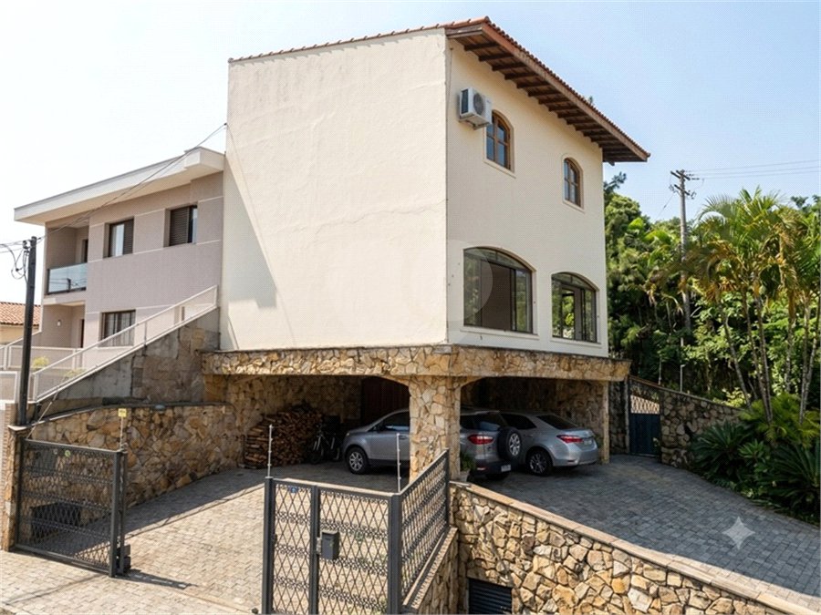 Sobrado à venda com 6 quartos, sendo 1 suíte, em Jardim São Paulo(zona Norte), São Paulo, SP