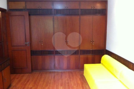 Apartamento à venda com 4 suítes em Real Parque, São Paulo, SP