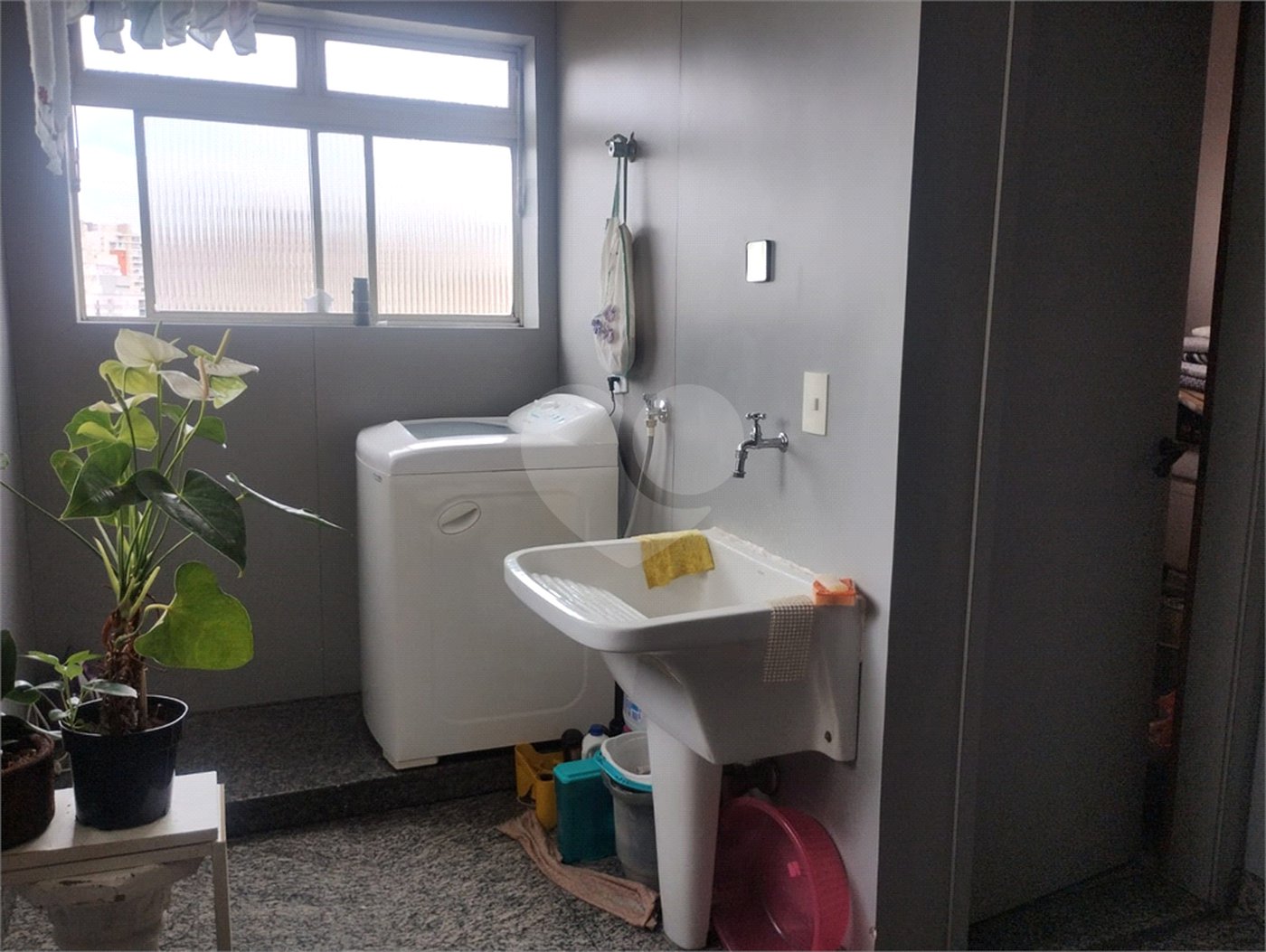 Apartamento à venda ou para alugar com 4 quartos, sendo 1 suíte,  em Vila Andrade, São Paulo, SP