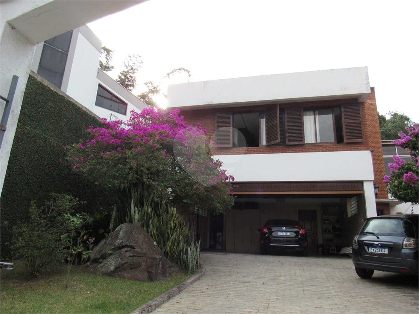 Sobrado à venda com 4 quartos, sendo 2 suítes, em Tremembé, São Paulo, SP