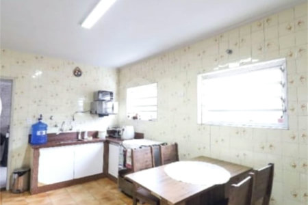 Sobrado à venda com 3 quartos, sendo 1 suíte,  em Vila Constança, São Paulo, SP