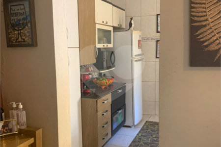 Casa à venda com 4 quartos, sendo 1 suíte, em Loteamento Shangrilá, Valinhos, SP