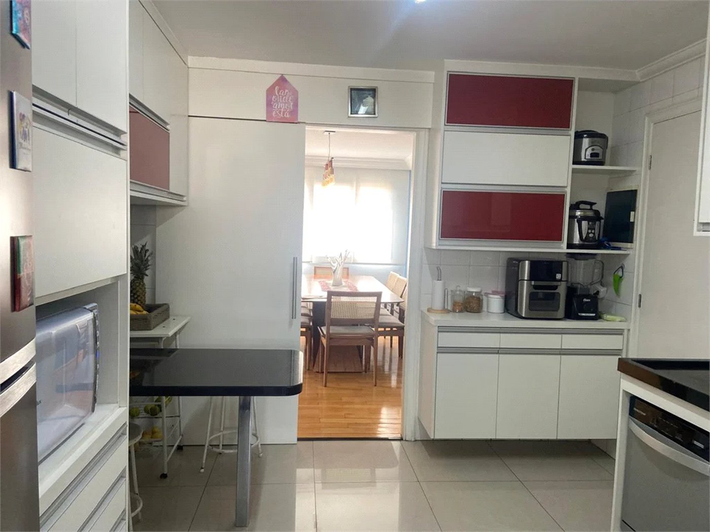 Apartamento à venda com 4 quartos, sendo 2 suítes,  em Vila Hamburguesa, São Paulo, SP