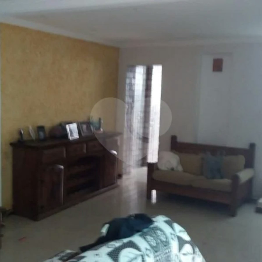Sobrado à venda com 3 quartos, sendo 1 suíte, em Vila Mazzei, São Paulo, SP