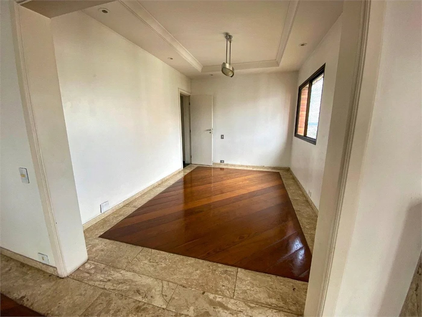 Apartamento à venda com 4 suítes em Vila Suzana, São Paulo, SP