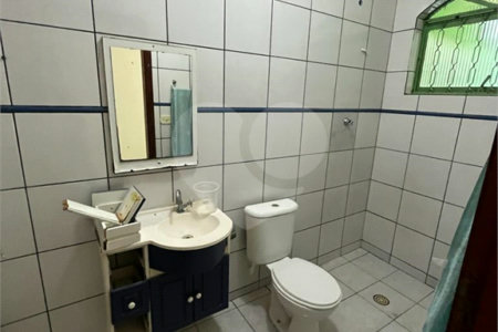 Casa à venda com 3 quartos, sendo 1 suíte, em Loteamento Residencial Vista Linda, São José dos Campos, SP