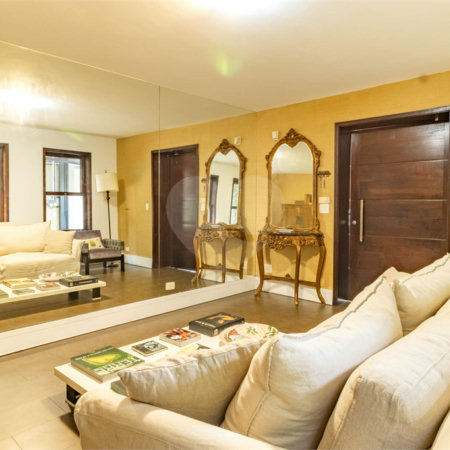 Casa à venda com 3 quartos, sendo 1 suíte, em Jardim Paulistano, São Paulo, SP