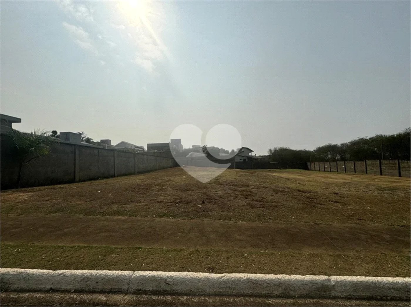Terreno de 1.840 m2, à venda no Condomínio Park Campestre 1 na cidade de Piracicaba - SP.
