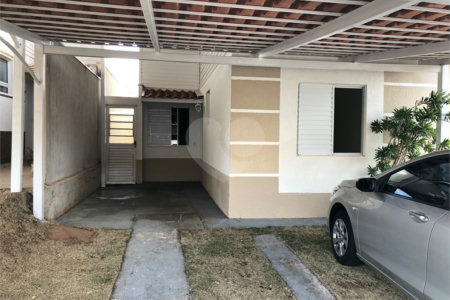 Casa térrea para venda no condomínio fechado Moradas III
