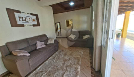 Casa à venda com 3 quartos, sendo 1 suíte,  em Tatetú, Alambari, SP