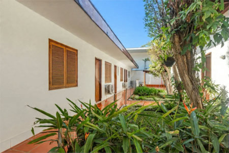 Casa à venda com 5 quartos, sendo 3 suítes, em Jardim Guedala, São Paulo, SP