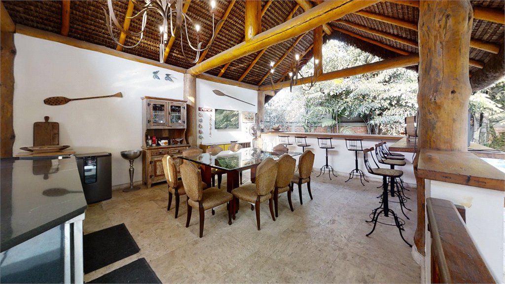 Casa à venda com 4 suítes em Jardim Marajoara, São Paulo, SP