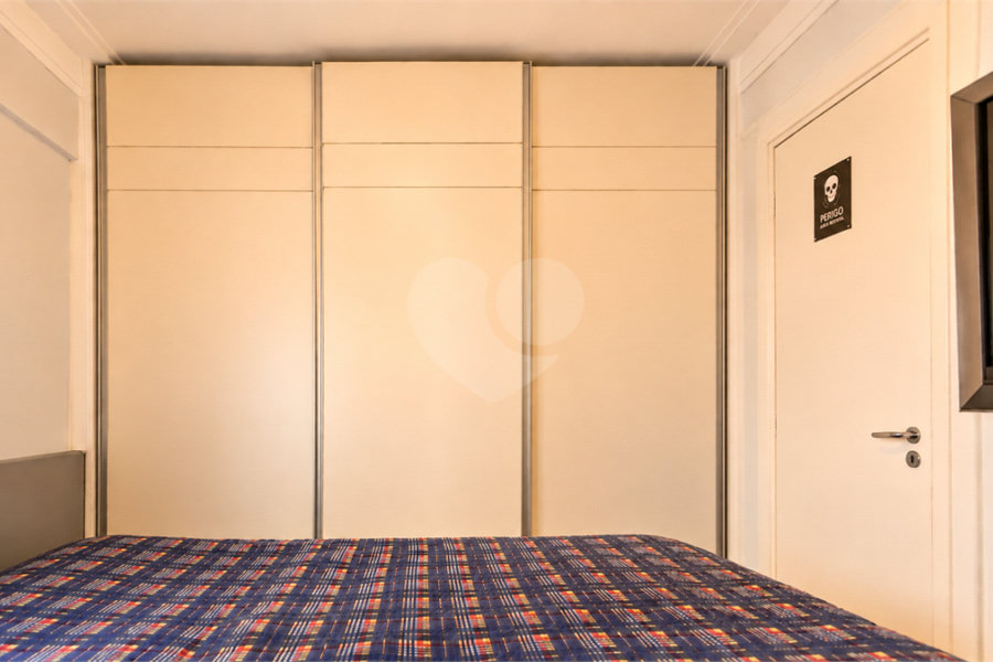 Apartamento à venda com 2 quartos, sendo 1 suíte, em Vila Olímpia, São Paulo, SP