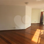 Apartamento à venda com 3 quartos, sendo 1 suíte, em Vila Paulicéia, São Paulo, SP