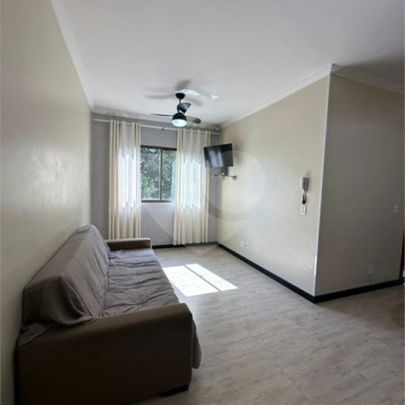 Apartamento à venda com 3 quartos, sendo 1 suíte, no Centro, Cabo Frio, RJ
