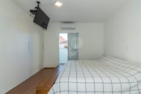 Sobrado à venda com 3 quartos, sendo 1 suíte, em Cambuci, São Paulo, SP