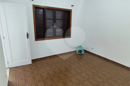 Casa Térrea à venda com 3 quartos em Chácara Califórnia, São Paulo, SP