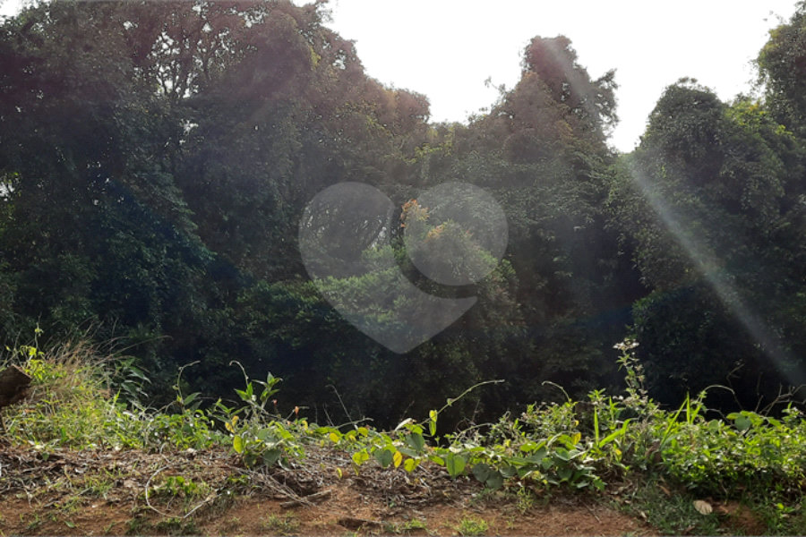 Terreno à venda no condomínio Parque Imperial da Cantareira, Mairiporã - SP