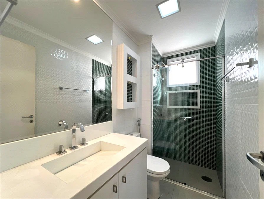 Apartamento à venda com 3 quartos, sendo 1 suíte, em Vila Andrade, São Paulo, SP