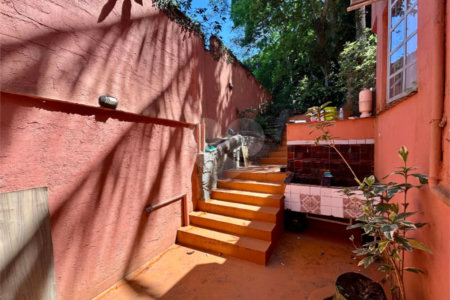 Casa à venda com 4 quartos, sendo 1 suíte, em Lagoa, Rio de Janeiro, RJ