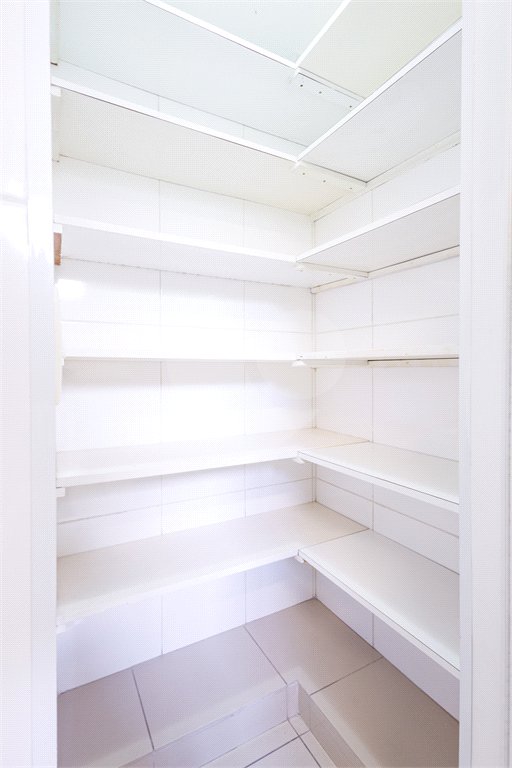 Apartamento à venda com 3 quartos, sendo 1 suíte, em Jardim Europa, São Paulo, SP