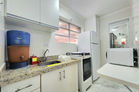 Apartamento mobiliado próximo da praia com 1 dormitório à venda, 32 m² por R$ 390.000 - Embaré - Santos/SP